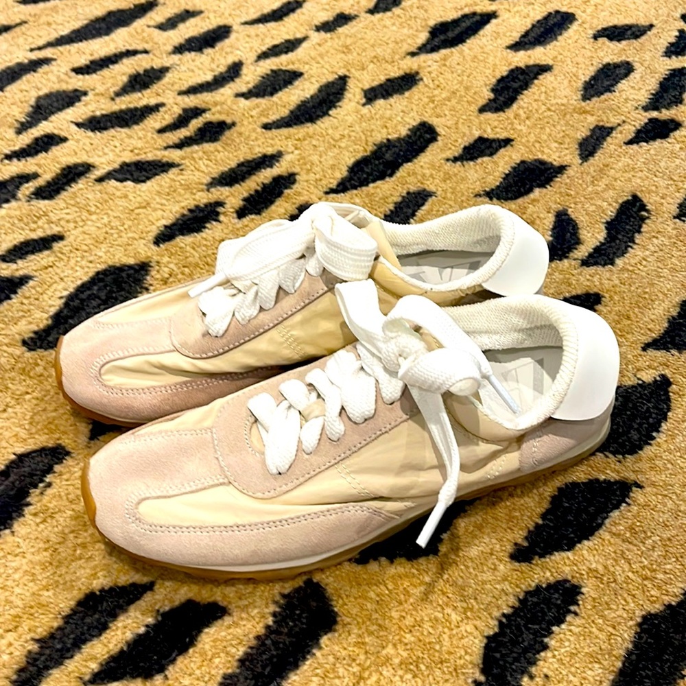 Zara never worn sneakers